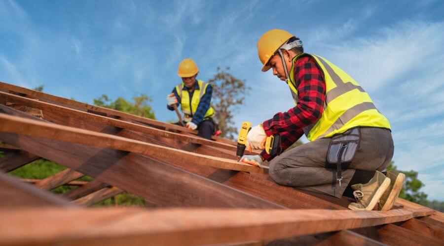 Professional gutter cleaning in Thatcher, ID